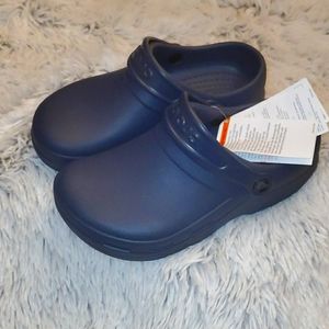 NWT Crocs